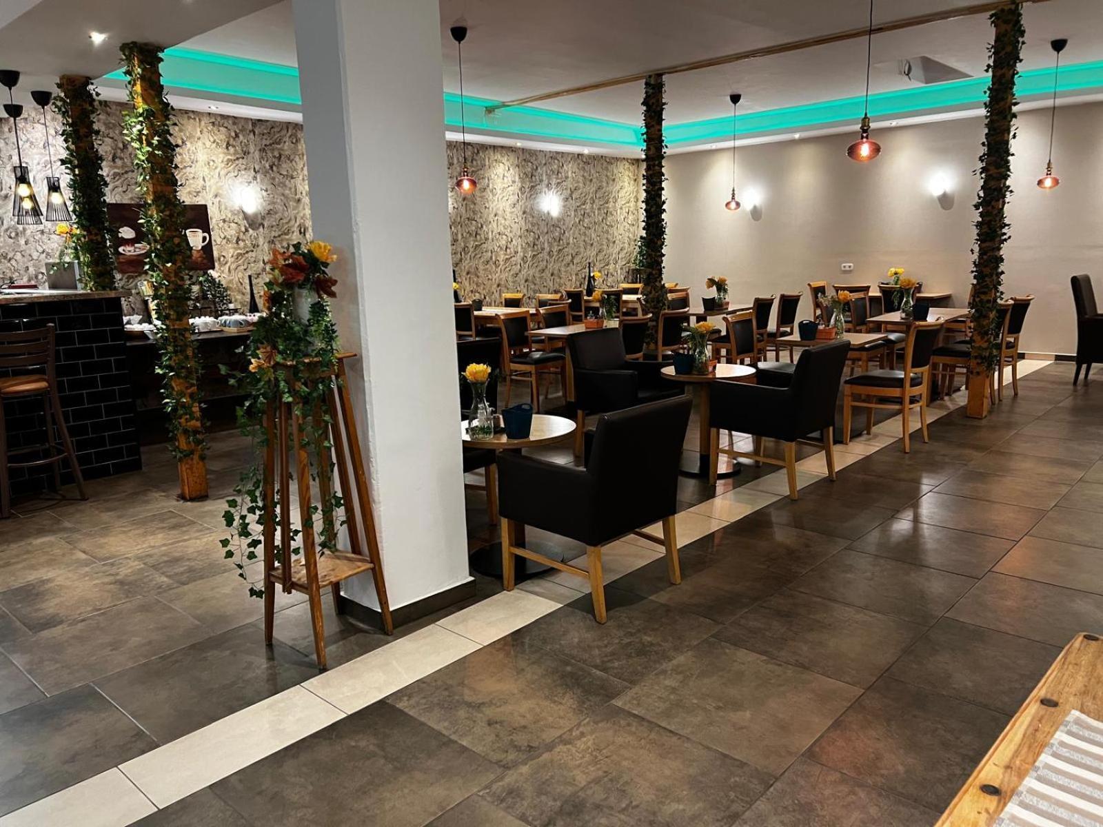 Hotel Maximo Pinneberg Eksteriør billede