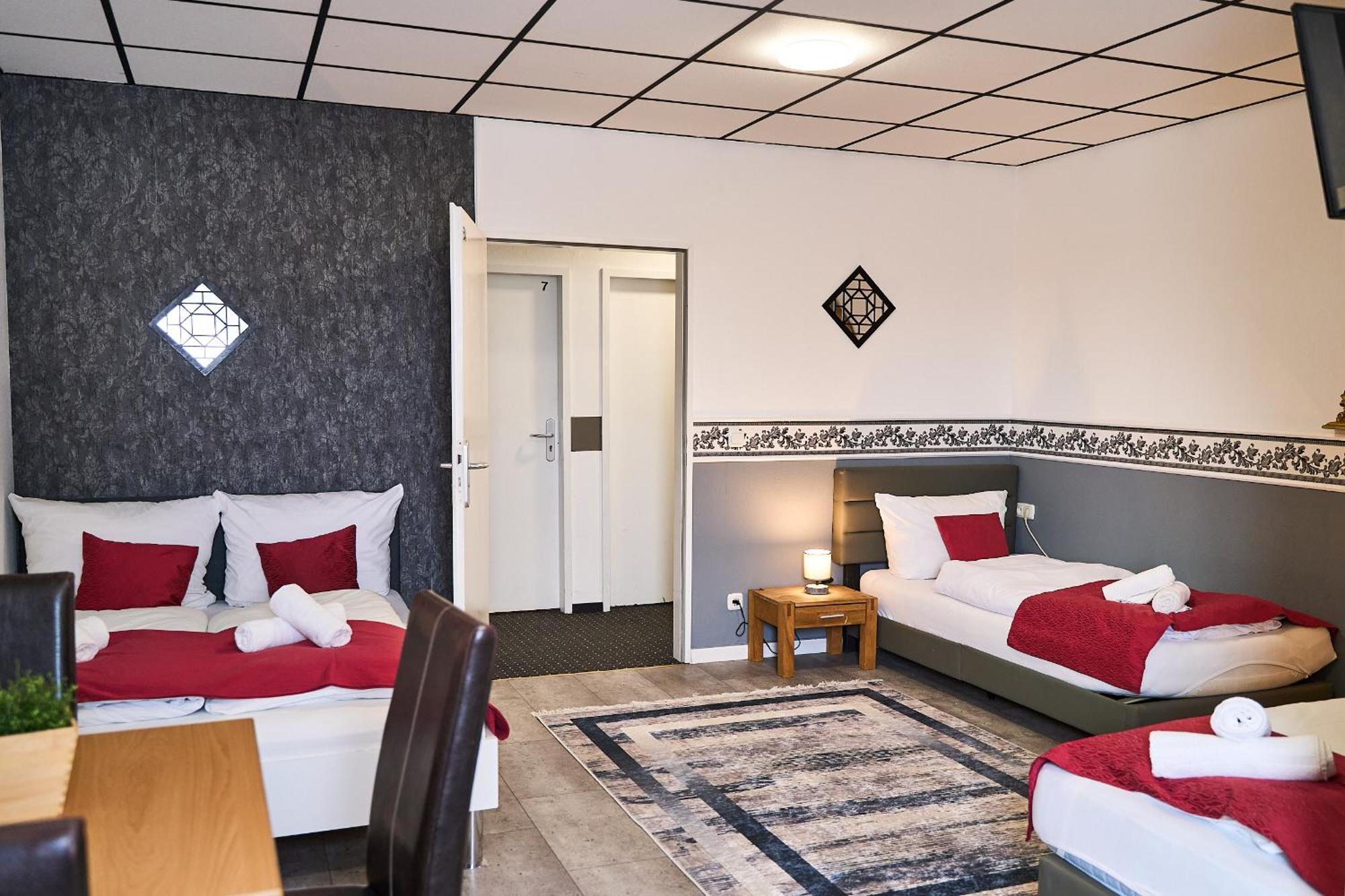 Hotel Maximo Pinneberg Eksteriør billede