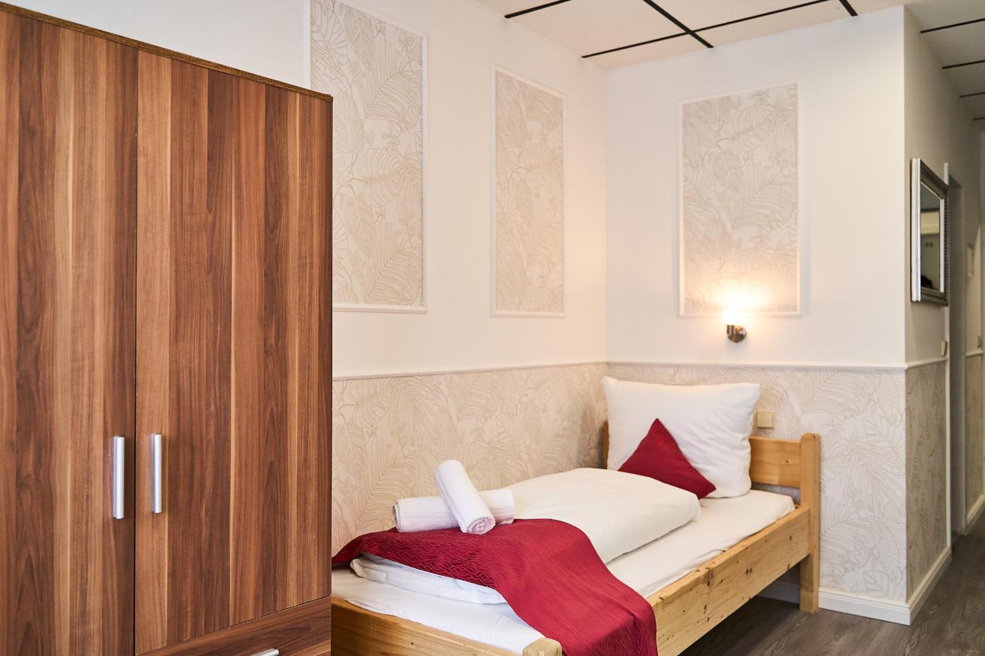 Hotel Maximo Pinneberg Eksteriør billede