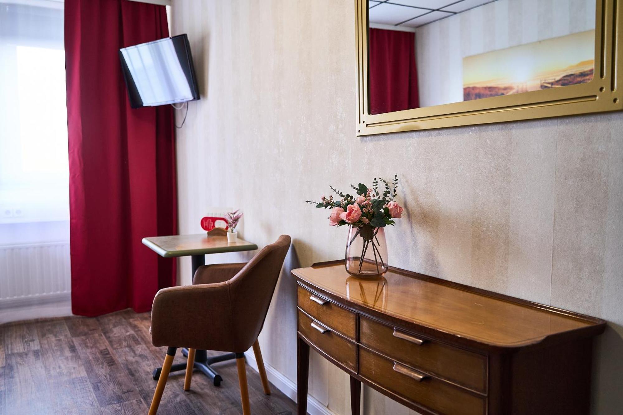 Hotel Maximo Pinneberg Eksteriør billede