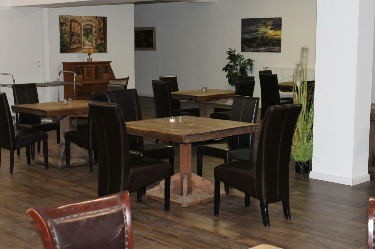 Hotel Maximo Pinneberg Eksteriør billede
